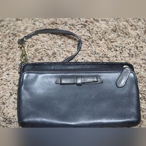 Coach Madison Double Zip Bow Wristlet